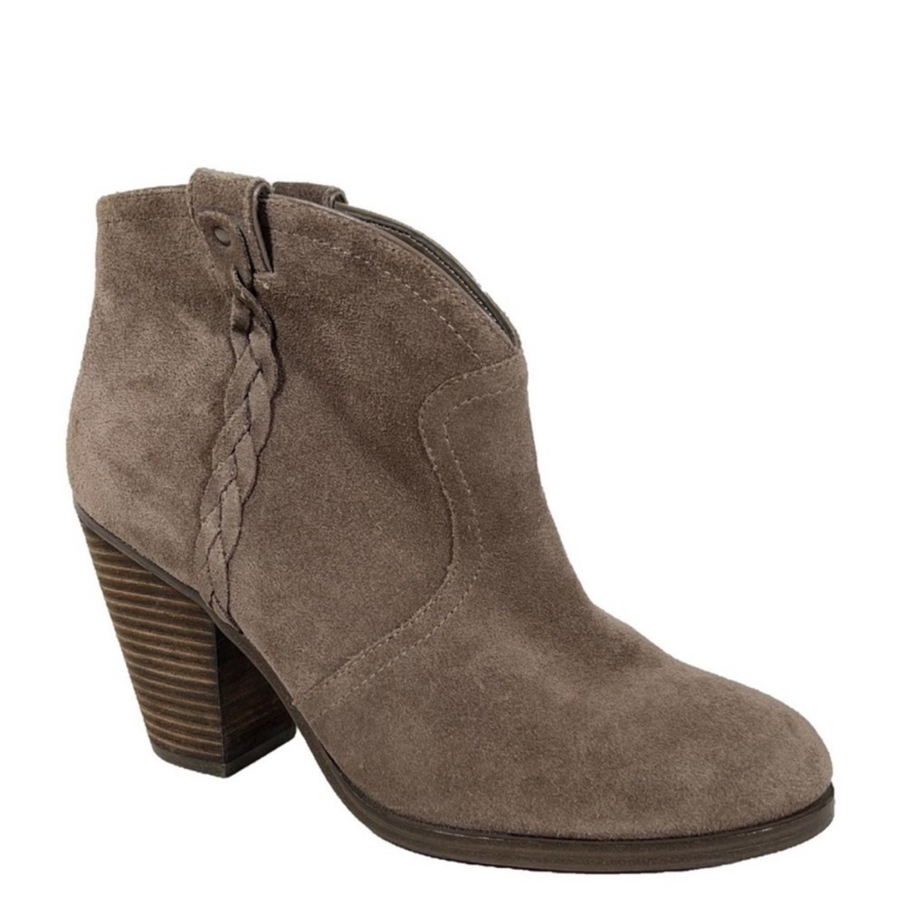 Vince‎ Camuto Hudson Taupe Suede Ankle Boots sz 7.5​